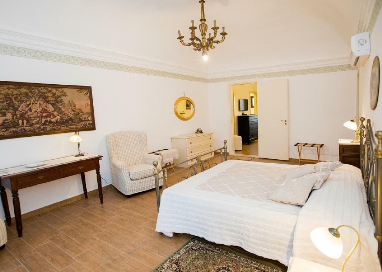 Agriturismo Villa Flavia Casa Serrafiori Kültér fotó